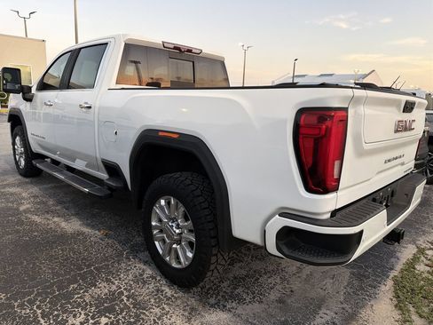 Used 2020 GMC Sierra 2500 Denali w/ Denali Ultimate Package AWD/4WD image 8