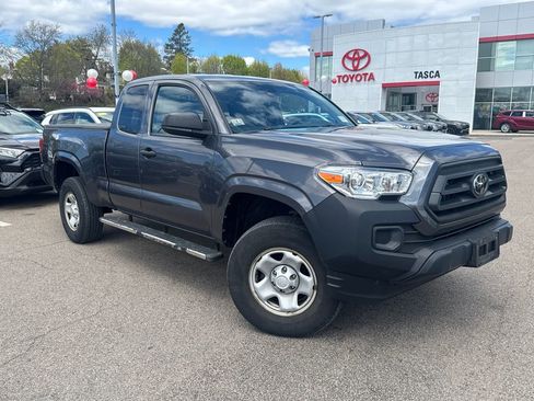 Used 2020 Toyota Tacoma SR AWD/4WD image 1