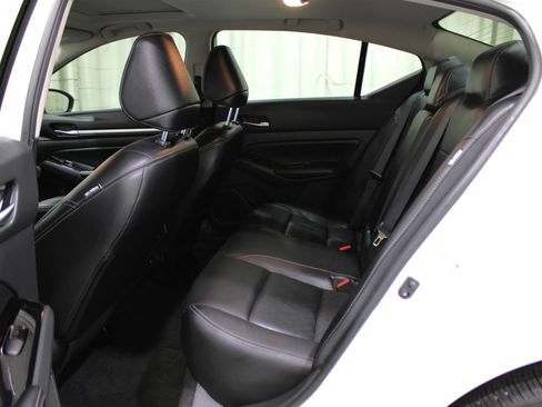 Used 2025 Nissan Altima 2.5 SL image 25