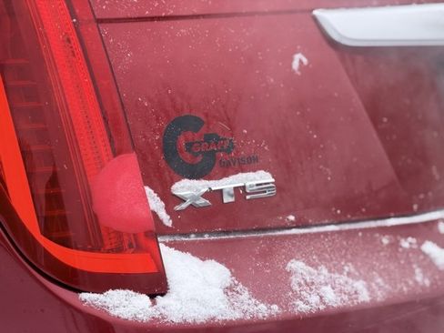 Used 2013 Cadillac XTS Luxury w/ Driver Awareness Package image 29