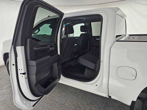 Used 2023 Chevrolet Silverado 1500 LT w/ Z71 Off-Road Package AWD/4WD image 15