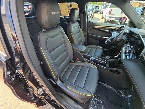 Used 2024 Chevrolet TrailBlazer ACTIV w/ Convenience Package AWD/4WD image 31