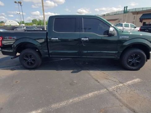 Used 2016 Ford F150 XLT AWD/4WD image 9