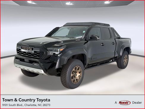 Used 2024 Toyota Tacoma 4x4 Double Cab Hybrid image 1