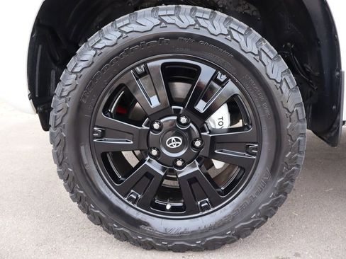 Used 2019 Toyota Sequoia TRD Sport w/ TRD Sport Premium Package image 44