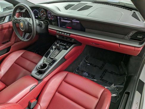 Certified 2020 Porsche 911 Carrera S RWD image 25