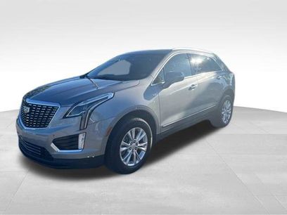 New 2025 Cadillac XT5 Luxury