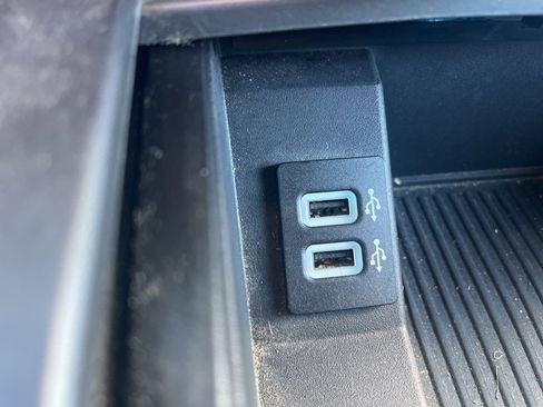 Used 2018 Ford F150 XLT w/ Equipment Group 302A Luxury image 46