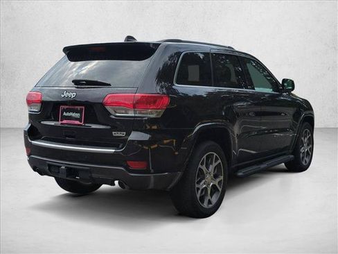 Used 2018 Jeep Grand Cherokee Limited RWD image 5
