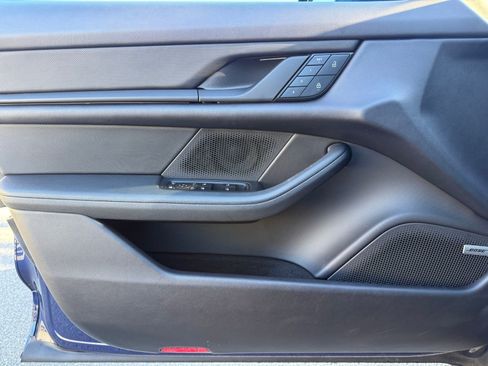 Used 2022 Porsche Taycan image 43