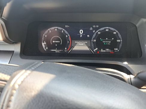 Used 2025 Toyota Tacoma TRD Sport w/ TRD Sport Upgrade Package AWD/4WD image 11