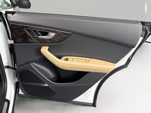 New 2026 Audi Q8 Prestige image 26