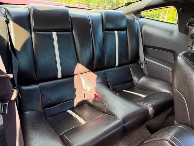 Used 2010 Ford Mustang GT Premium RWD image 14