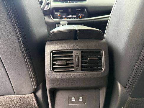 Used 2026 Nissan Rogue SL AWD/4WD image 24