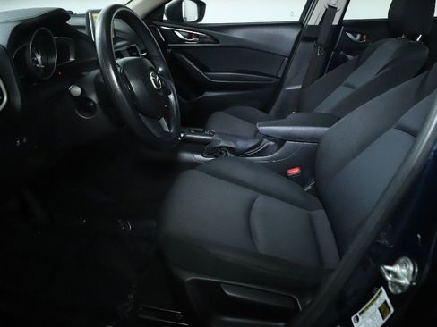 Used 2016 MAZDA MAZDA3 i Sport FWD image 18