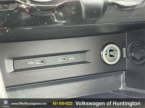 Certified 2022 Volkswagen Taos SEL image 27