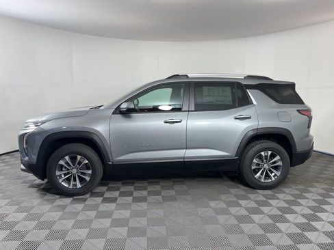 New 2026 Chevrolet Equinox LT FWD image 2