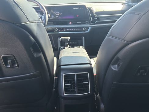 Certified 2025 Kia Sportage X-Line w/ Premium Package AWD/4WD image 26