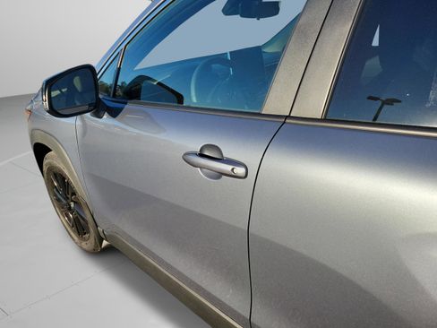 Used 2026 Toyota Corolla Cross XSE image 14