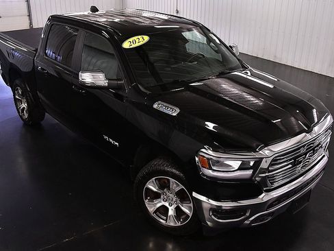 Used 2023 RAM 1500 Laramie AWD/4WD image 16