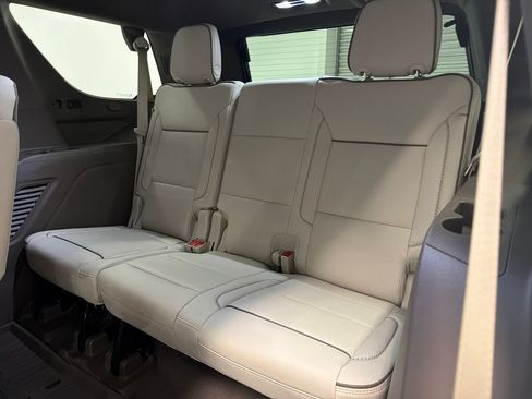 New 2026 GMC Yukon Denali w/ LPO, Floor Liner Package RWD image 15