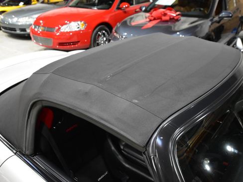 Used 2006 Honda S2000 image 15