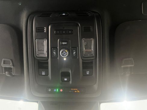 Used 2024 Cadillac Escalade ESV Sport AWD/4WD image 22