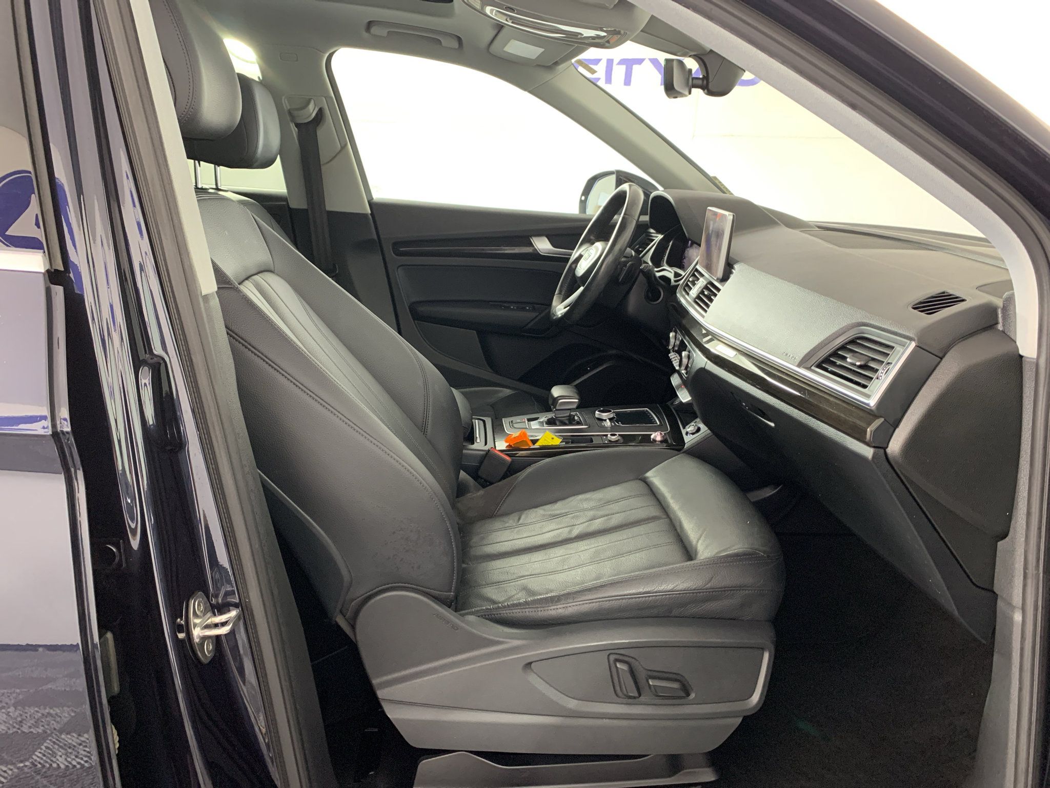 Used 2018 Audi Q5 2.0T Premium Plus w/ Premium Plus Package AWD/4WD image 39