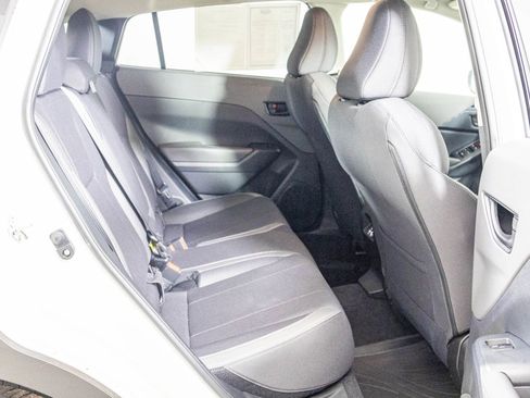 Used 2025 Subaru Crosstrek 2.0i Premium image 41