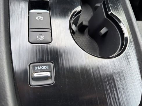 Certified 2022 Nissan Rogue SV image 26