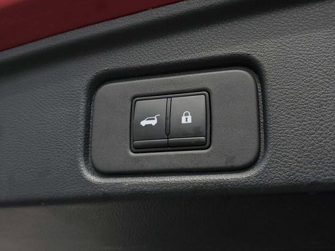 Used 2023 Nissan Pathfinder Platinum w/ Cargo Package AWD/4WD image 10