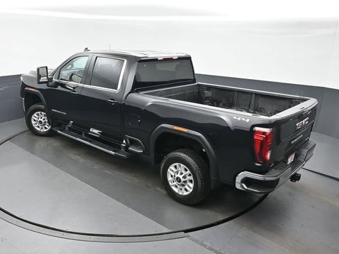 Used 2023 GMC Sierra 2500 SLE image 32