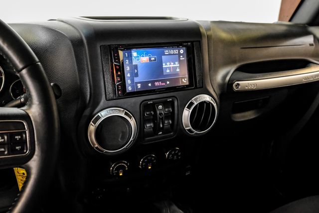 Used 2016 Jeep Wrangler Unlimited Sahara w/ Max Tow Package AWD/4WD image 25