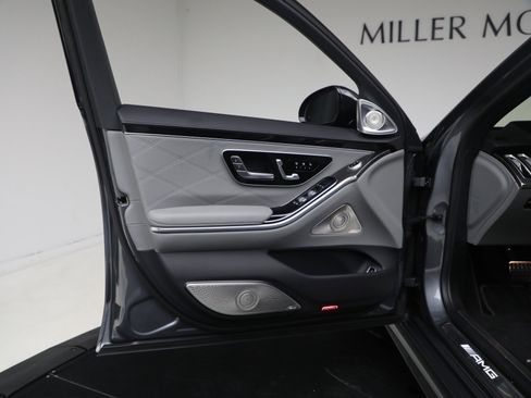 Used 2025 Mercedes-Benz S 63 AMG S image 20