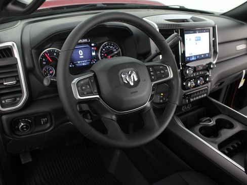 New 2026 RAM 2500 Big Horn AWD/4WD image 8