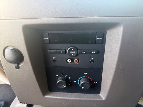 Used 2011 Ford Expedition XLT AWD/4WD image 20