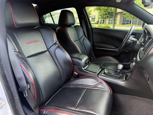 Used 2022 Dodge Charger Scat Pack RWD image 37