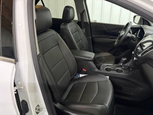 Used 2018 Chevrolet Equinox Premier AWD/4WD image 34