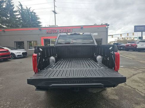 Used 2022 Toyota Tundra SR5 AWD/4WD image 11