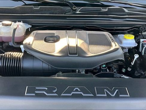 Used 2026 RAM 1500 Laramie AWD/4WD image 7