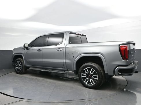 Used 2023 GMC Sierra 1500 AT4 w/ Technology Package AWD/4WD image 5