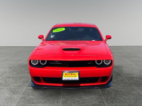 Used 2022 Dodge Challenger GT RWD image 8