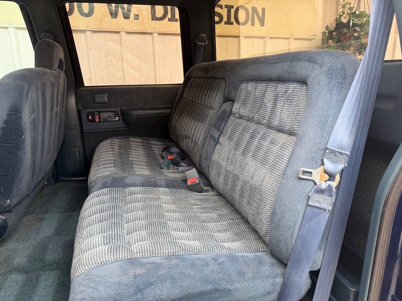 Used 1993 Chevrolet Silverado 3500 2WD Crew Cab image 18