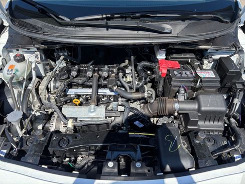 Used 2025 Nissan Versa SV image 30