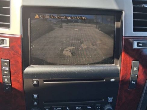 Used 2008 Cadillac Escalade EXT AWD/4WD image 3
