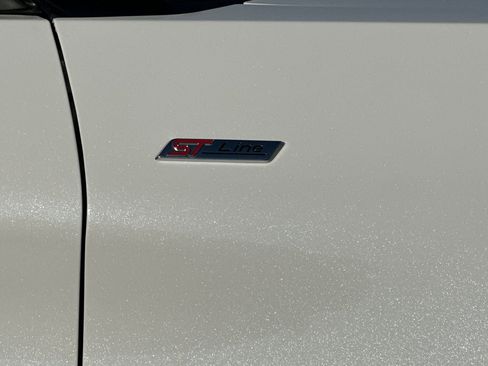 Certified 2025 Ford Explorer ST-Line w/ ST-Line Street Pack image 33