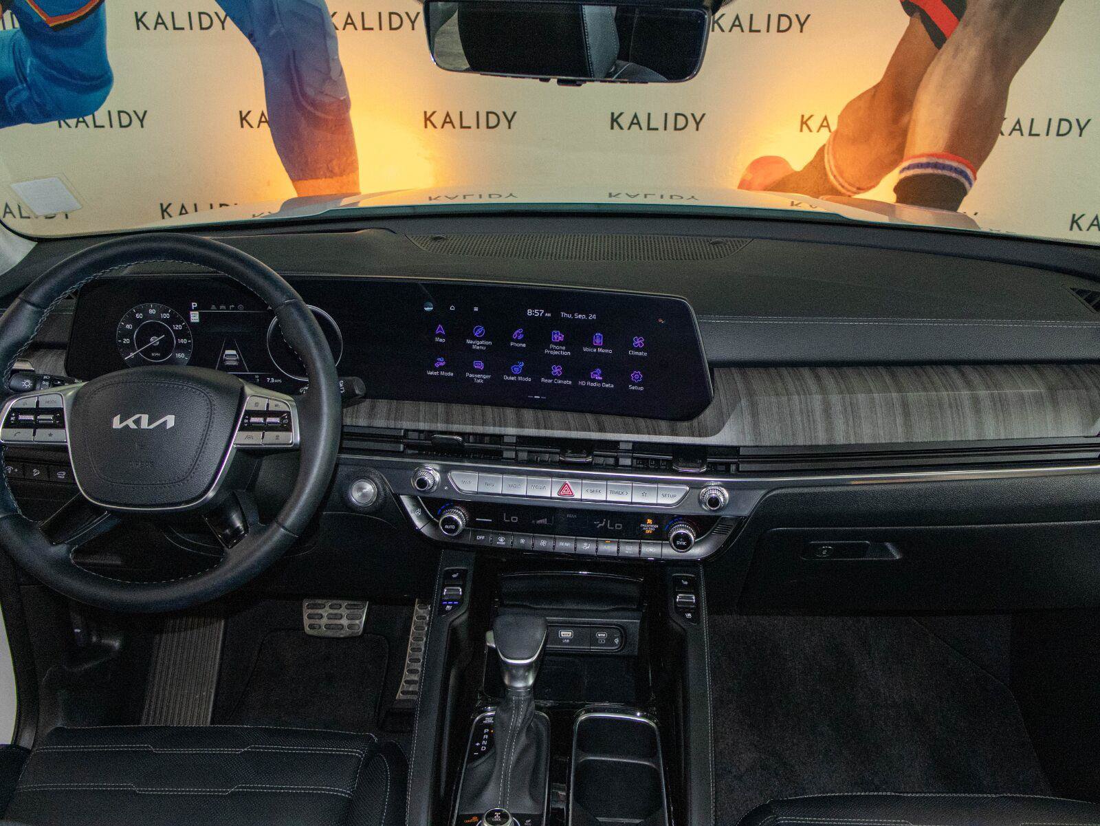 Used 2025 Kia Telluride SX Prestige X-Line AWD/4WD image 3