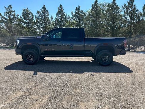 Used 2024 GMC Sierra 2500 AT4X w/ AT4X AEV Edition AWD/4WD image 3