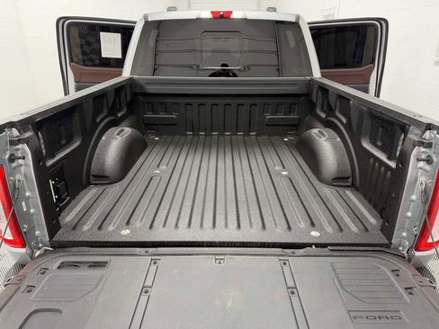 Used 2022 Ford F150 Lariat w/ Equipment Group 502A High image 35