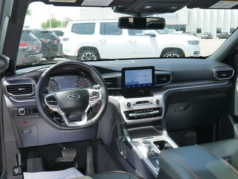 Used 2023 Ford Explorer Timberline w/ Timberline Technology Package AWD/4WD image 2